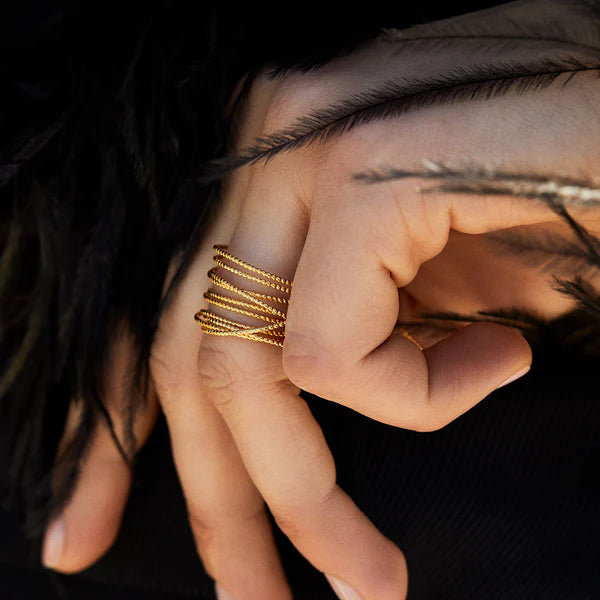 Large ring Freyja
