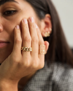 Classic mono ear cuff\ring