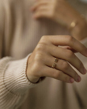 Golden rope ring