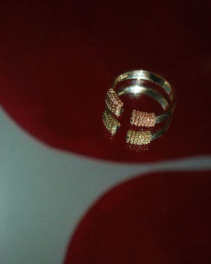 Golden rope ring