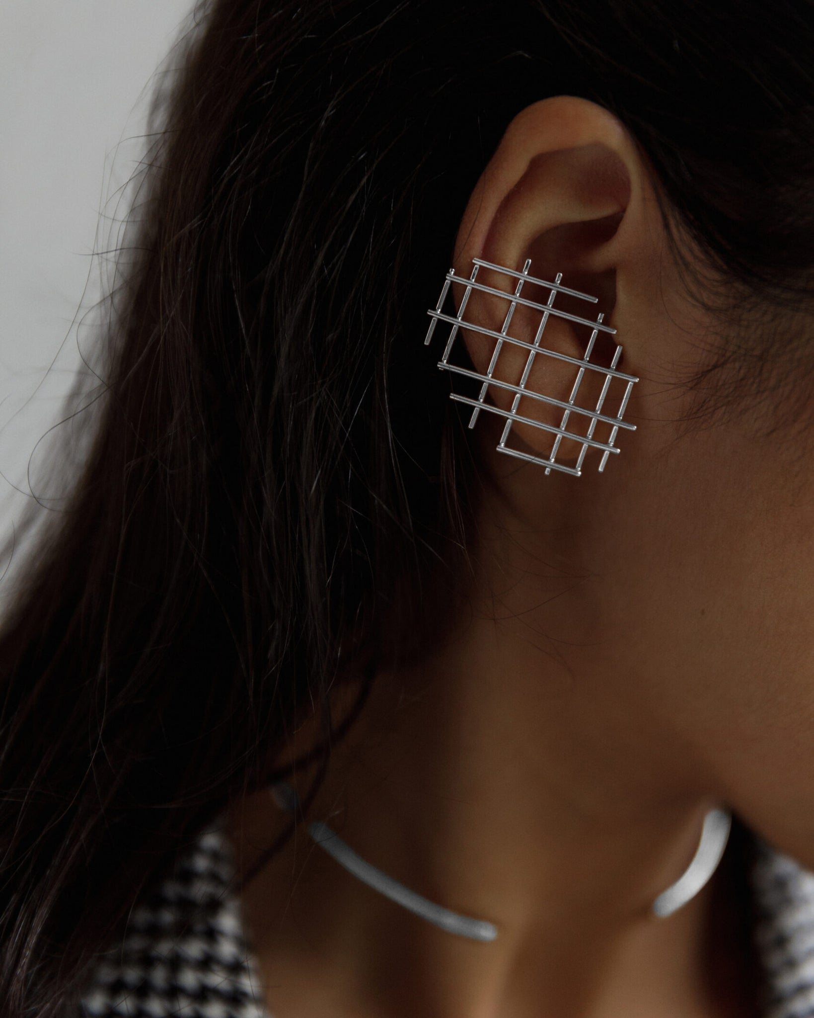 Grid mono earring