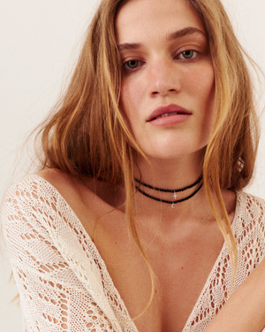 Onyx choker w. big diamond moon