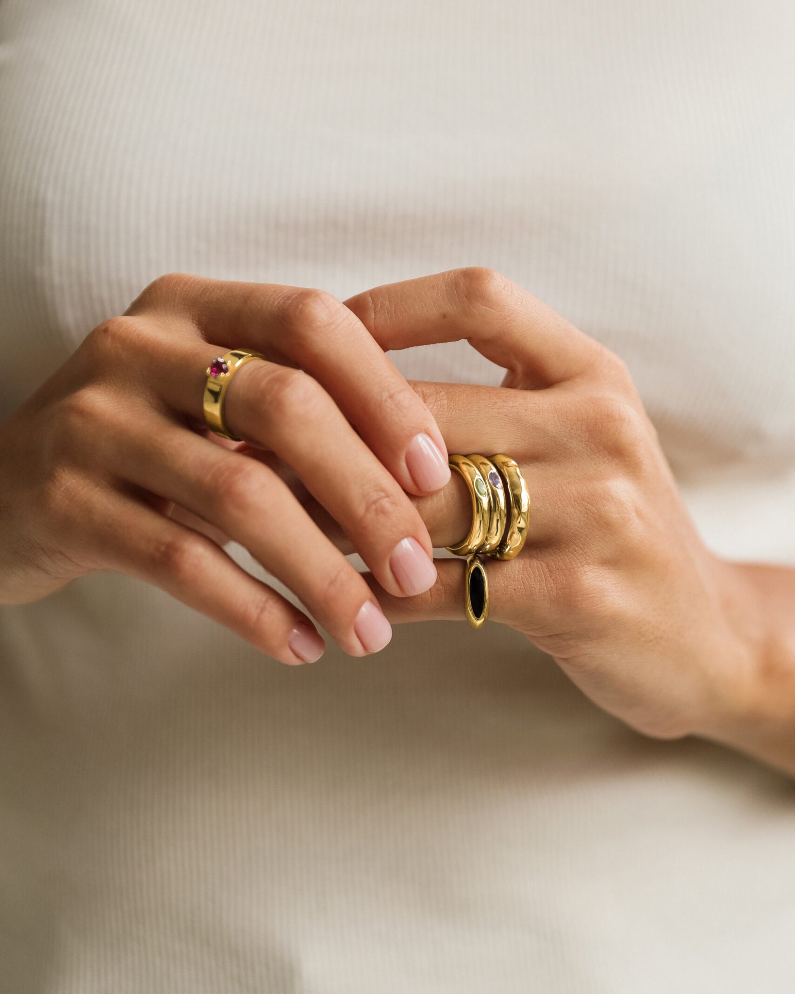 Puffy violet ring