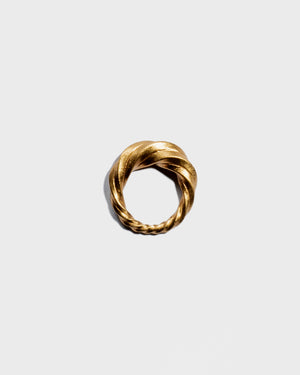 Spiral eternity ring