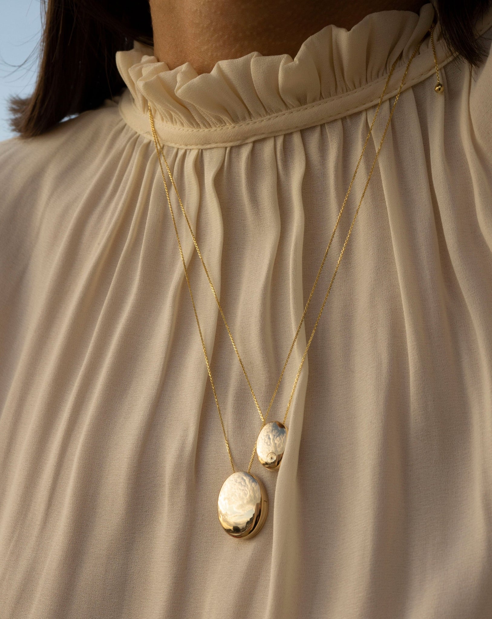 Photo locket necklace L