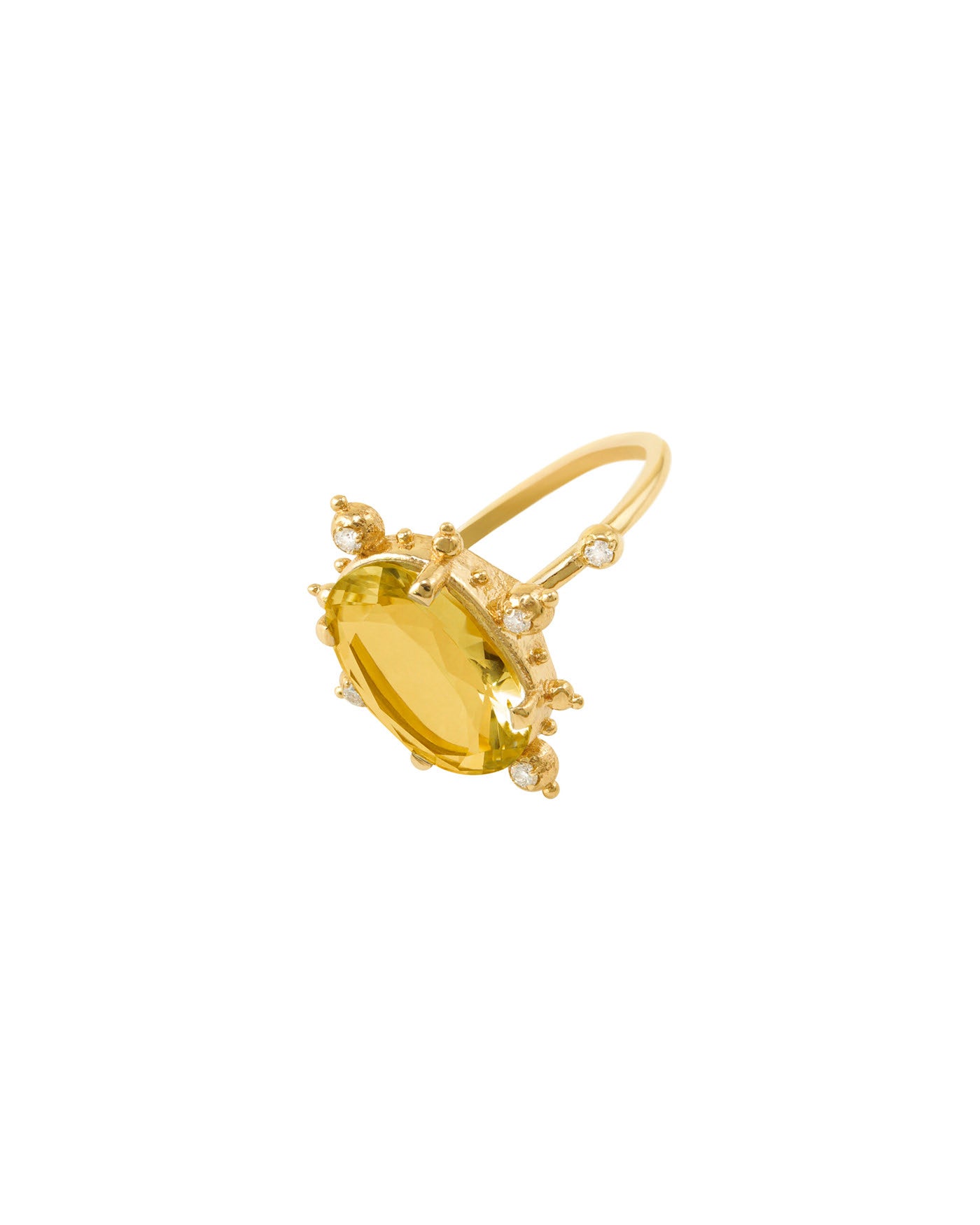 Ring with yellow beryl and diamonds